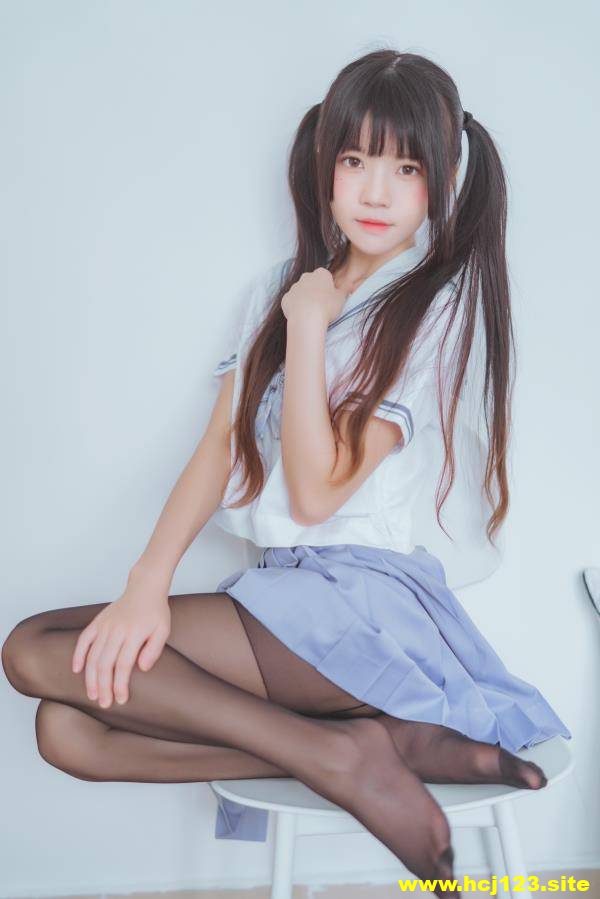 人气Coser@桜桃喵 校服【49P/100M】