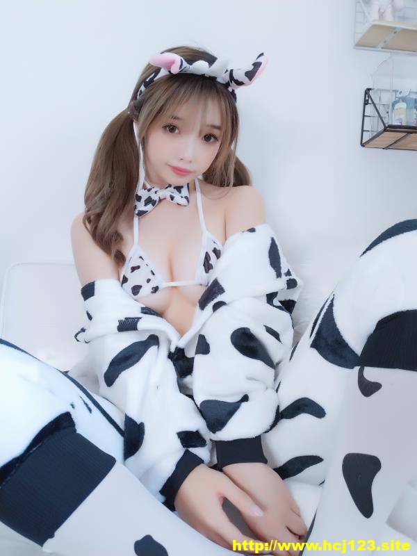 人气Coser@雯妹不讲道理 小奶牛 [33P+7V/340M]